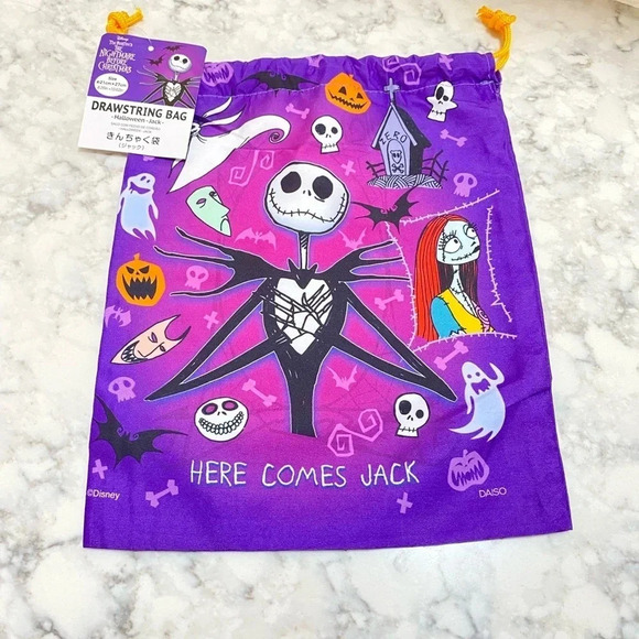 Nightmare Before Christmas Drawstring Bag & Bandanna - Picture 2 of 6